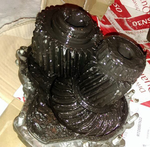 Стан оливи в роздатці Mazda CX9 Sostojanie masla v razdatke Mazda CX9